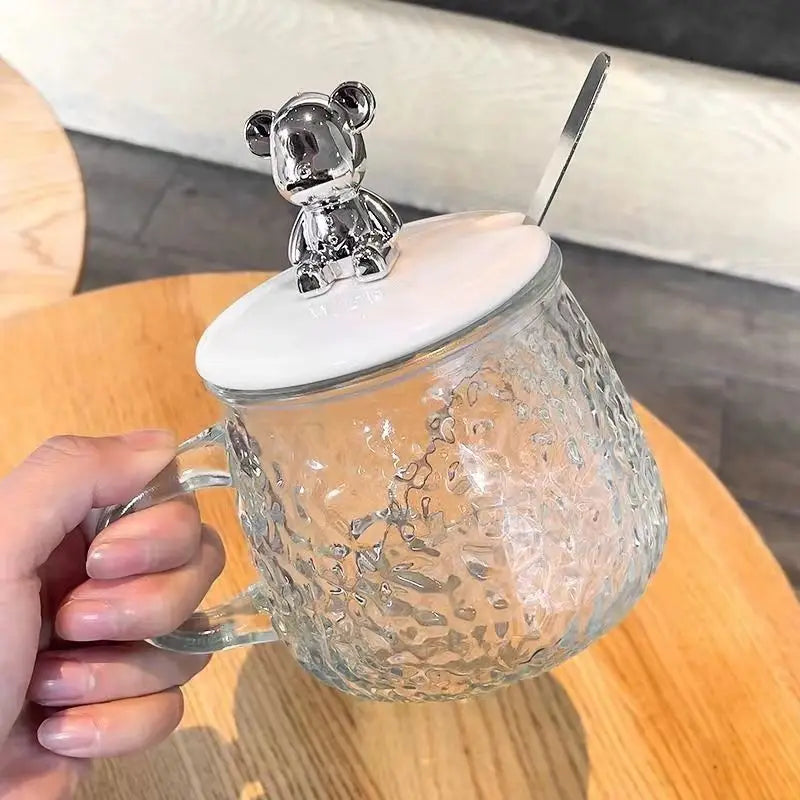 Vaso de vidrio con cuchara decorado con oso